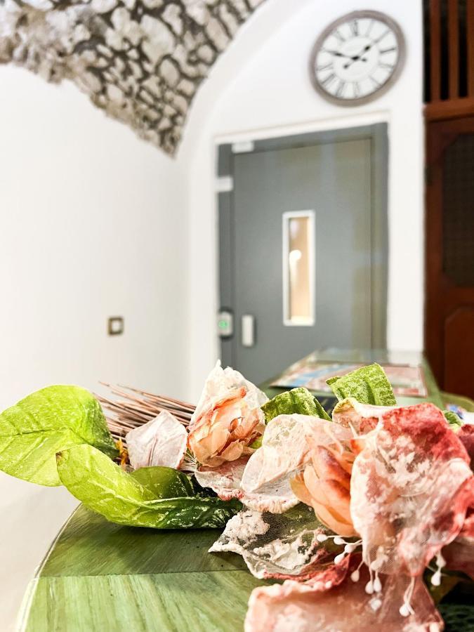S'Ammentu House 호텔 보사 외부 사진